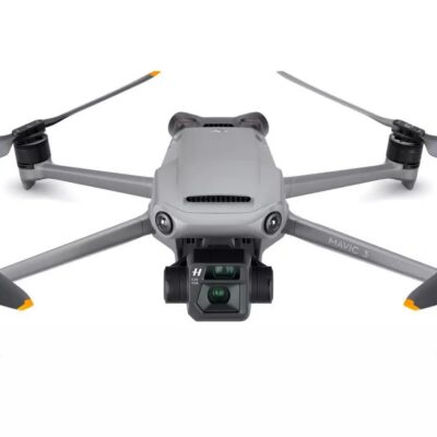 DJI Mavic 3 Fly More Drone Combo