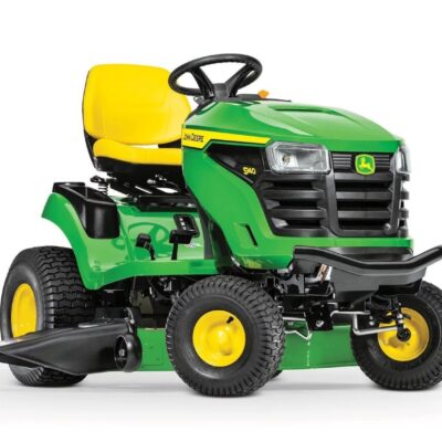 John Deere S140 48 in. 22 HP V-Twin GAS Hydrostatic Riding Lawn Tractor