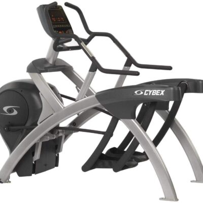 Cybex 750A Arc Trainer