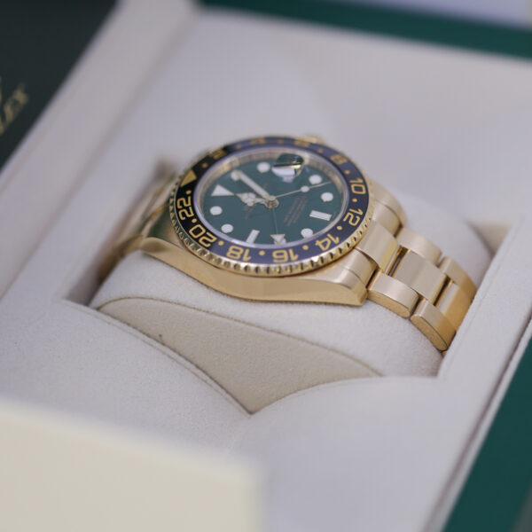 Rolex GMT-Master II 116718 18k Yellow Gold Green Dial - Image 4