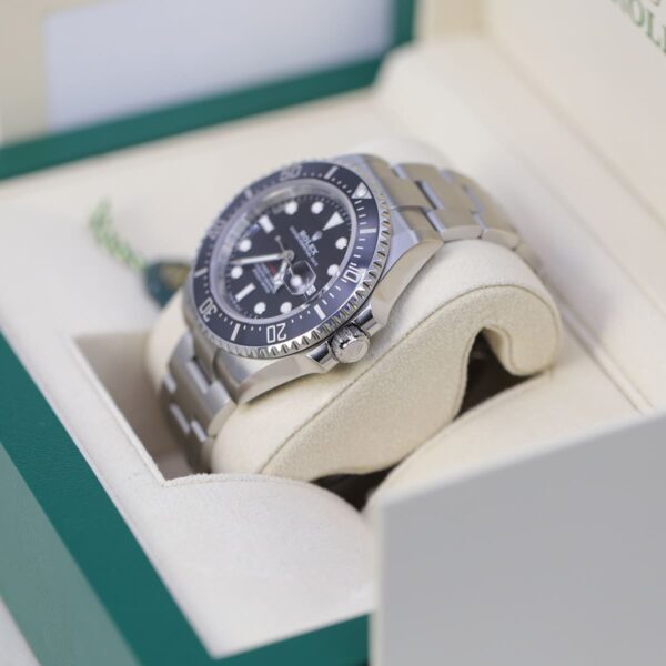 Rolex Sea-Dweller 126600 43mm Mens Watch - Image 3