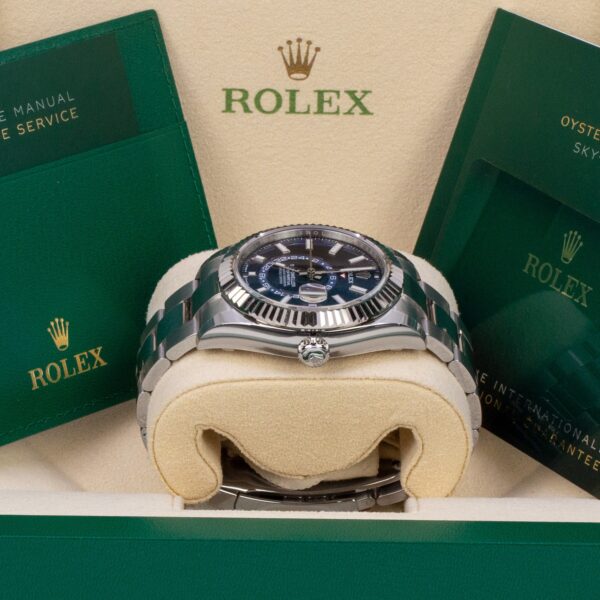 Rolex Sky-Dweller 336934-0005 Blue Dial Oyster Bracelet - Image 4